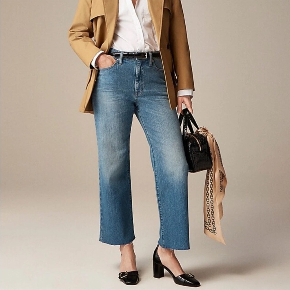J Crew 2024 High Rise Cropped Kickout in 1996 Semi-Stretch